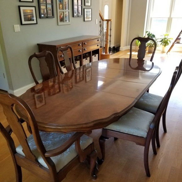 Selling all my furniture!! - Picture 3 of 9